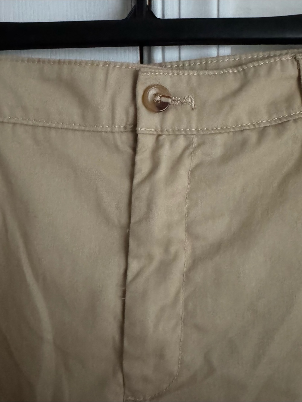 IZOD Mens Classic Fit Chino Shorts Khaki Tan Size 40 Waist 9.5" Inseam Twill NWT - Picture 5 of 9